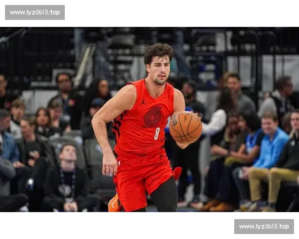 实时篮球比分更新精彩瞬间 让你掌握每一场比赛的胜负动向 实时篮球比分更新精彩瞬间 让你掌握每一场比赛的胜负动向